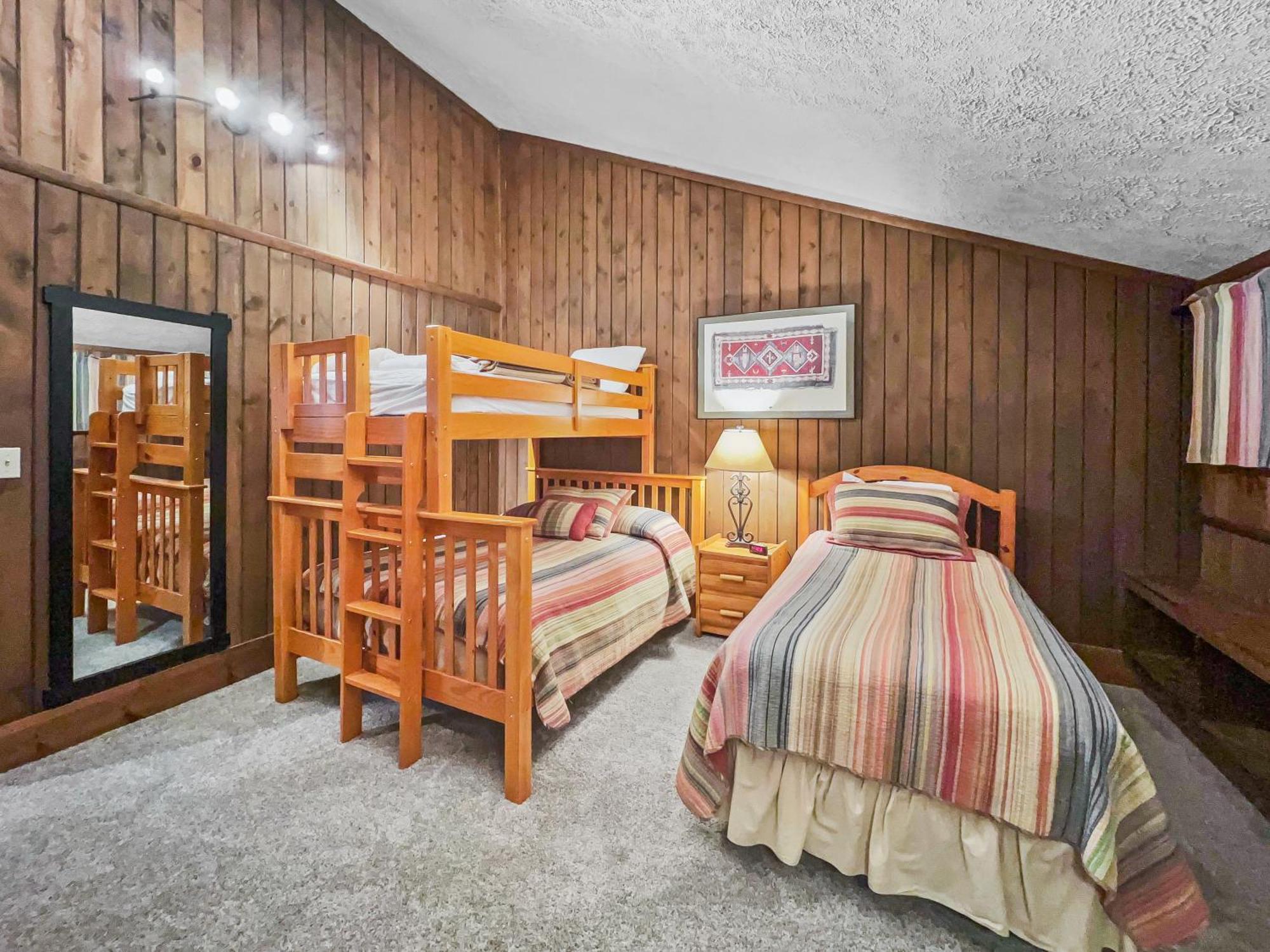 Wabasso 8 Cozy Snowshoe Retreat Covered Ez Parking Wifi Deck Exterior photo
